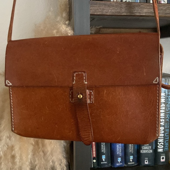 Madewell Dover Medium Size Cognac Brown Leather Flap Crossbody Handbag - Picture 2 of 4